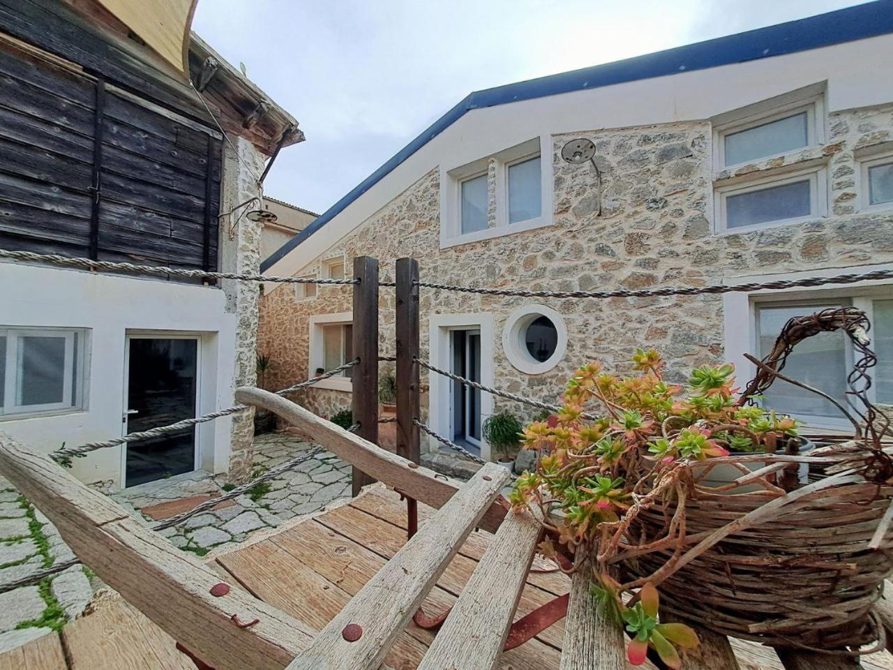 Le Mangiatoie del Cavaliere Montallegro Exterior foto